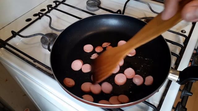 Яичница с сосиской.Быстрый завтрак. смотреть онлайн