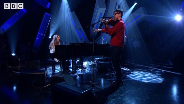 Olivia Chaney performs Roman Holiday on Later... with Jools Holland смотреть онлайн