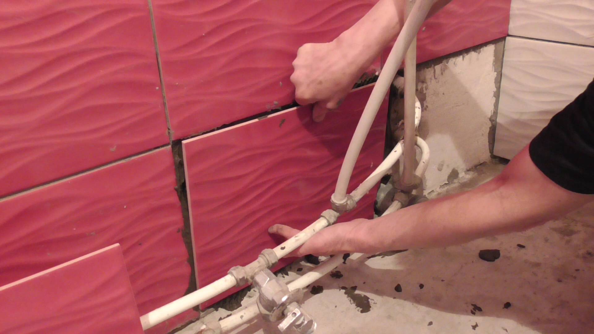 Ремонт в ванной. Укладка кафеля. Без правил