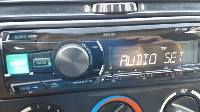 Alpine UTE-81R  Test Review