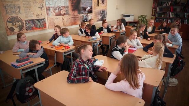 КАК СЛОМАТЬ НОГУ? смотреть онлайн