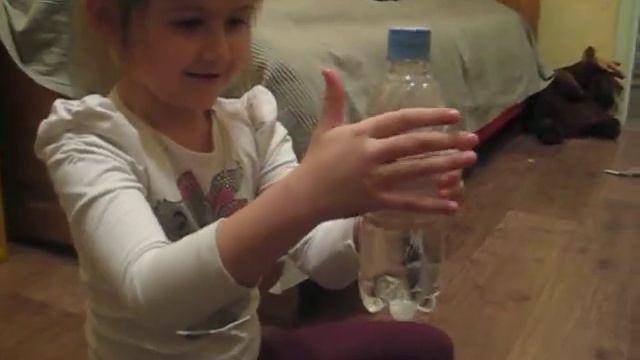 Полина. Фокус с пипеткой. 26.02.2011 г. смотреть онлайн