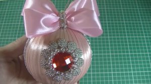 Ёлочное украшение из шара и лент .Ёлочная игрушка.