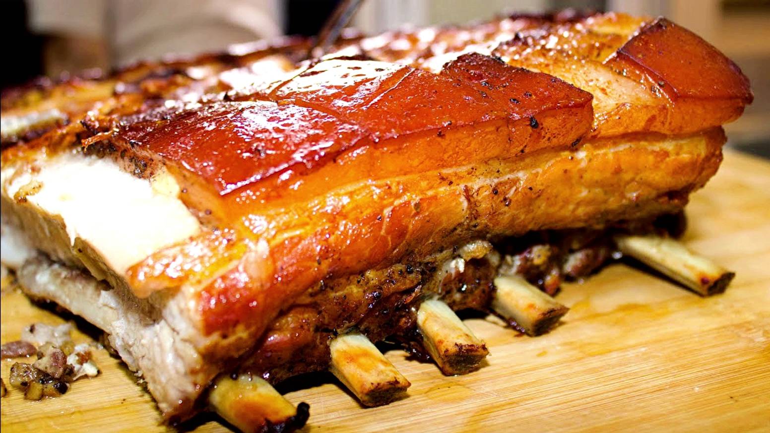 Свиные ребрышки с картофелем запеченные в духовке на новогодний стол. Картошка с мясом в духовке смотреть онлайн