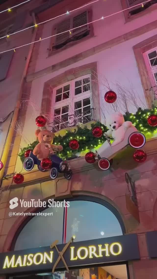 Новогоднее настроение #страсбург#рождественскаяатмосфера#рождественскиеукрашения#рождество2024#шортс смотреть онлайн