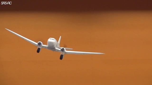 WORLD´S LIGHTEST RC PLANE! DC3 - JÜRGEN SCHÖNLE! LINDINGER! RC AIR-PLANE!