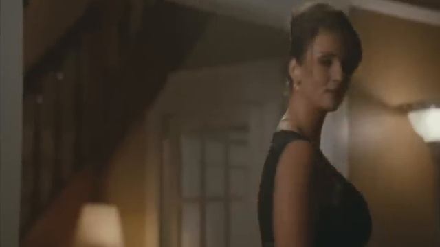 DOG POUND Mom's Scene