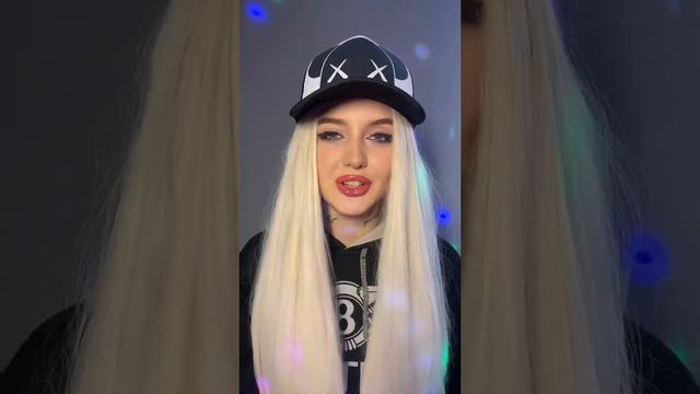 Анна Калашникова высказалась в сторону Виктории Бони 🧐 смотреть онлайн
