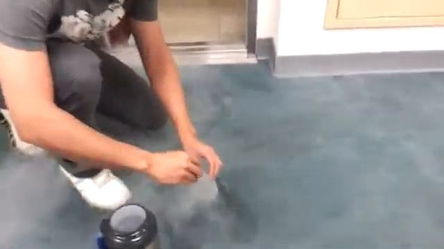 не играйте с жидким азотом смотреть онлайн