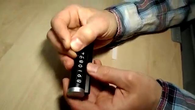 Автовизитка парковочная с крутящимся номером (цифрами) на торпеду автомобиля под стекло в подарок. смотреть онлайн