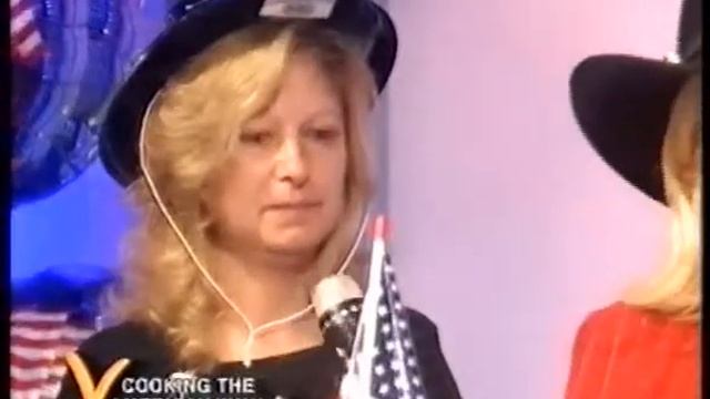 Andy on 'The Vanessa Show' scoffing burger смотреть онлайн