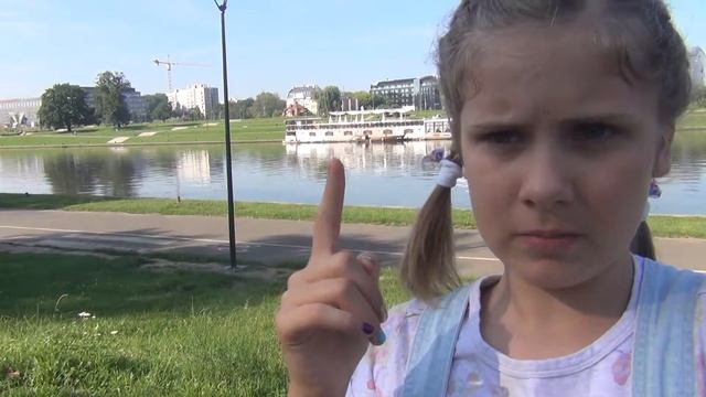 Путешествие двух маленьких блондинок в Турцию через Вену из Польши-Кракова в Чехию-Брно смотреть онлайн