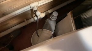 Три причины плохого слива унитаза