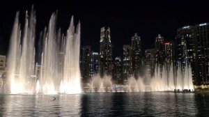 The Dubai Fountain - Ya Ana Ya La By Amr Diab