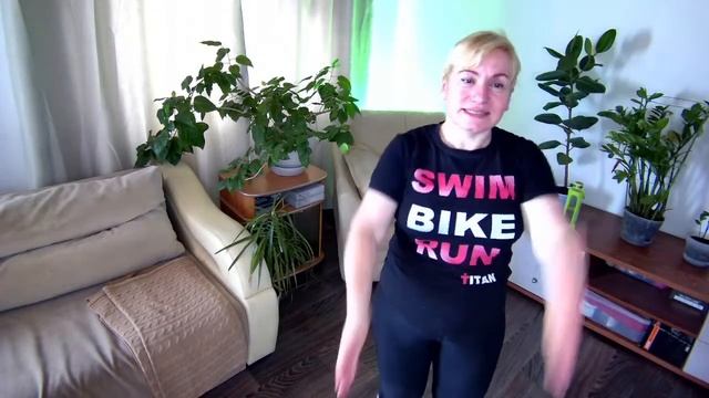 Энергетическая суставная зарядка с Аней и Принцем смотреть онлайн