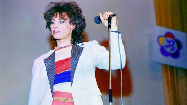 КРУИЗ - Крутится Волчок