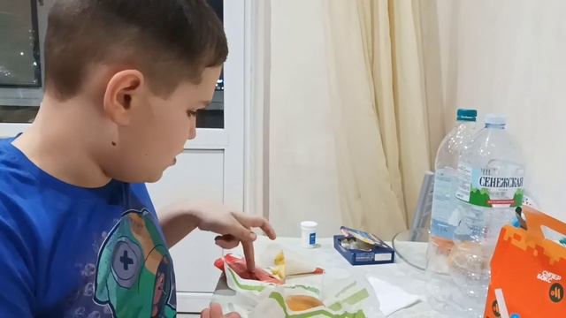 Пробуем все 4 бокса смотреть онлайн