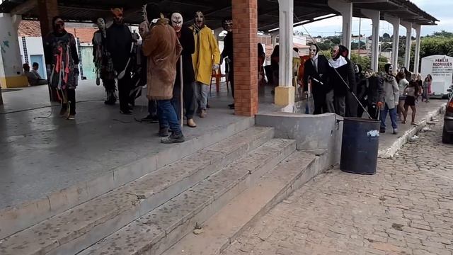Os caretas em Inúbia/BA смотреть онлайн