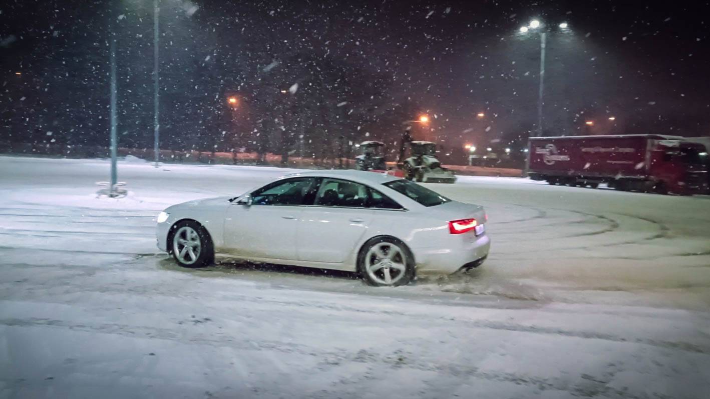 Audi A6C7 Quattro Snow Drift смотреть онлайн