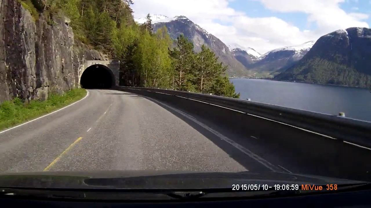 Driving in Real Time. Norway: Road to Geiranger Fjord смотреть онлайн