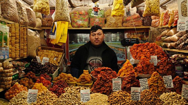 Заплатил на карту за орехи на рынке - предъявили финансирование терроризма! Уже 26 случаев в Москве смотреть онлайн