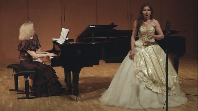 Елена Рассказова «Скажи, о чем в тени ветвей» П. И. Чайковский смотреть онлайн