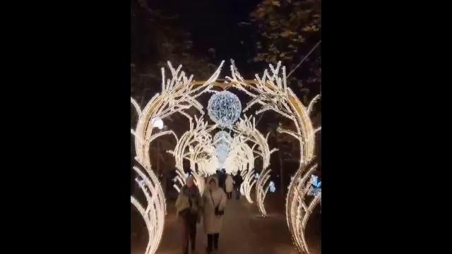 КОМЕДИЯ РОК Наступает Новый Год!)) смотреть онлайн