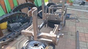 Гусеничный минитрактор. Рама.