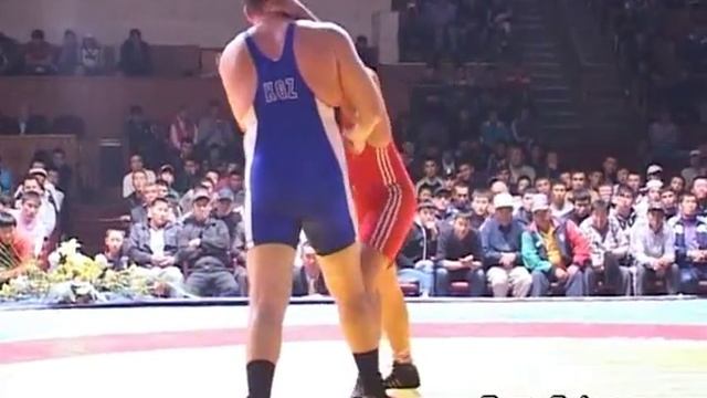 Спорт. Борьба. Турнир Санатбаева-2011. Финал. 120 кг Мурат Рамонов-Александр Петренко (Украина) смотреть онлайн