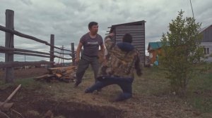 ЫТ сахалыы уус-уран киинэ