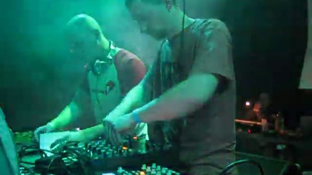 Sei2ure & Synapse @ Dynamo - GBBR смотреть онлайн