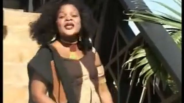 WARAKA WA AMANI ESTER смотреть онлайн