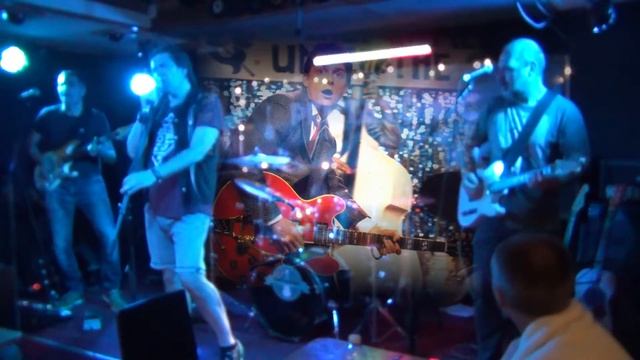 Rock History: JOHNNY B GOODE/HOUND DOG by TAOS (CHUCK BERRY & ELVIS PRESLEY live cover): смотреть онлайн