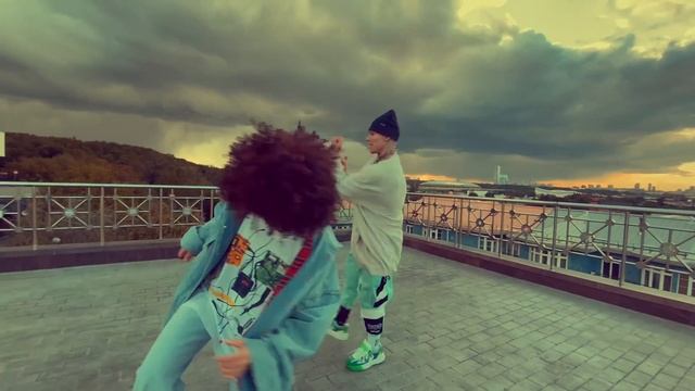 Zivert x NILETTO - Fly 2 смотреть онлайн