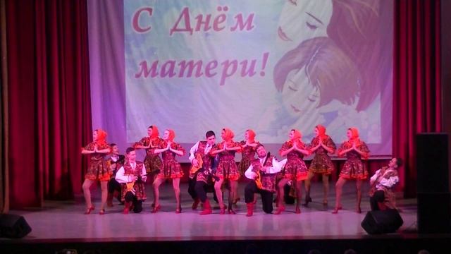 Народный танцевальный коллектив "Красивомечье" - "Деревенское диско" смотреть онлайн