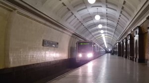 «Русич» на станции «Красные Ворота»