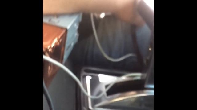 Леша Джей слушает Hummer Loud Sound на повседневе. смотреть онлайн