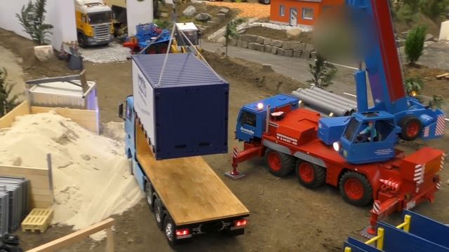 COOL RC CRANE TRUCK IN ACTION! AMAZING SELF MADE RC VEHICLES! смотреть онлайн