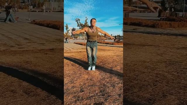 Приятно порадовали ваши реакции на песню, очень многих трек сильно зацепил на репит. Большое спасибо смотреть онлайн