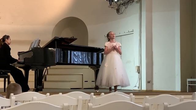 Колыбельная «Сон приходит на порог»из к/ф «Цирк» смотреть онлайн