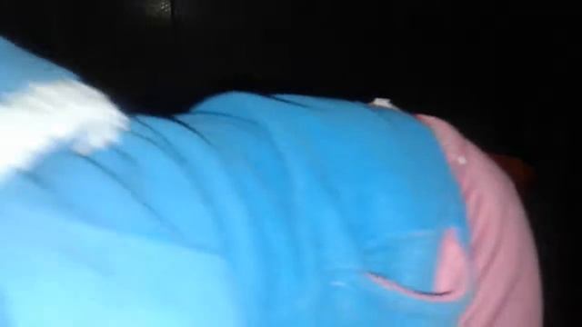 Azul viendo videos suscribitee😙 смотреть онлайн