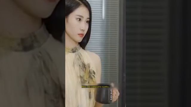 Она — та, кого тайно любит CEO, но она влюблена в плохого человека.