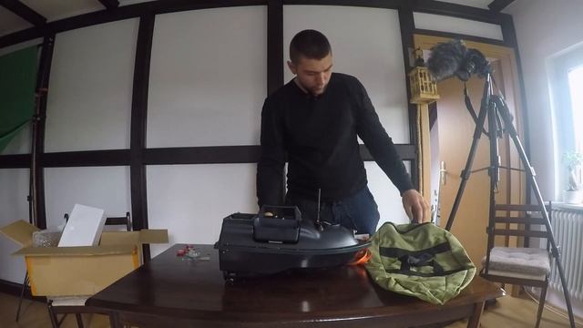 Unboxing GPS Futterboot mit Autopilot aus China #1; Erster Eindruck und Einführung in die Bedienung смотреть онлайн