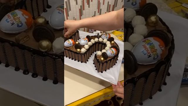 5 rəqəmi kinderli tortun bəzədilməsi смотреть онлайн
