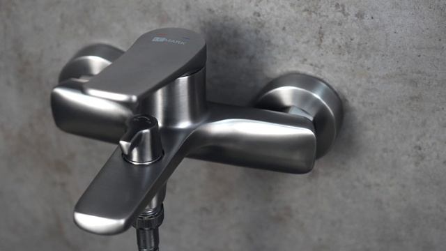 Смеситель Lemark Bronx LM3714GM для ванны смотреть онлайн