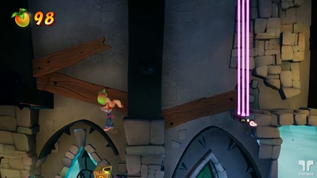 CRASH BANDICOOT 4 (ITA) - Parte 33: Castello di Cortex [100%] смотреть онлайн