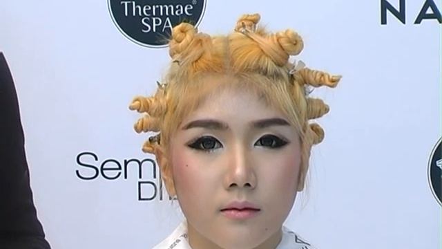 การฟอกผมเพื่อทำสีแนวแฟนตาซี смотреть онлайн