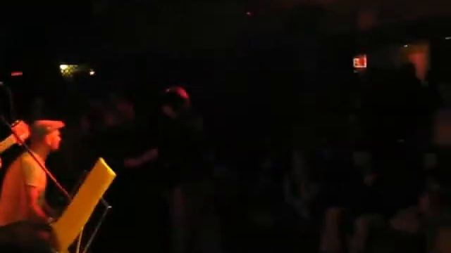Паперный - Танцы в Стаканчике.avi смотреть онлайн