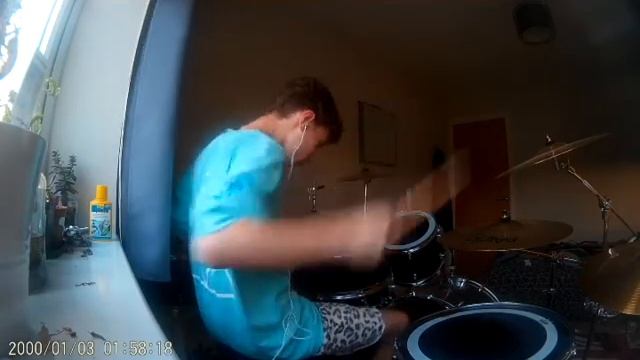 Parking lot - Blink-182 - Drum Cover смотреть онлайн