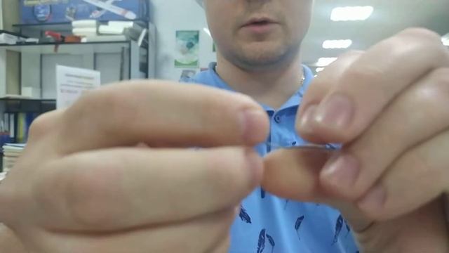 Лайфхак по ношению медицинской маски. Как носить маску что бы не болели уши. смотреть онлайн